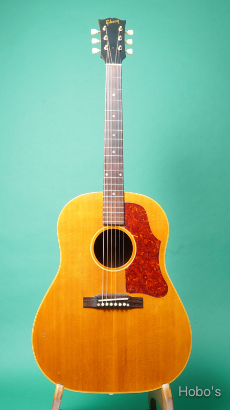GIBSON J-50 FRONT
