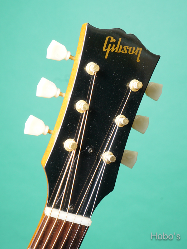 GIBSON J-50 1