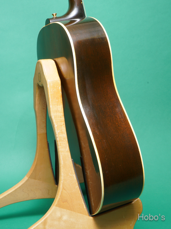 GIBSON J-45 7
