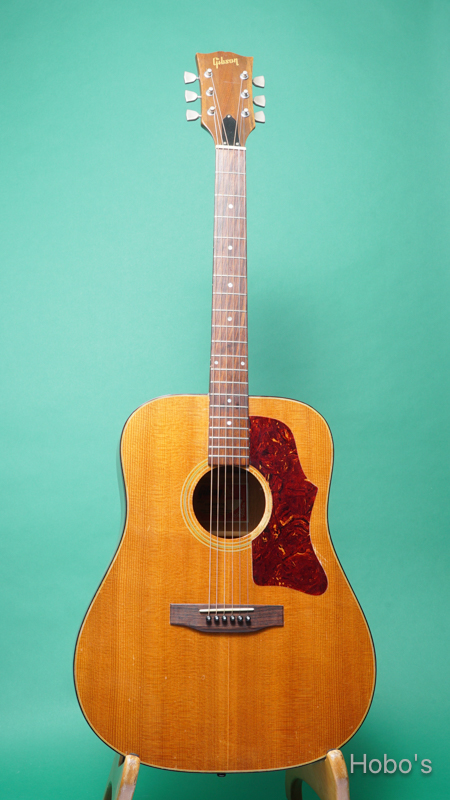 GIBSON J-50 Deluxe FRONT