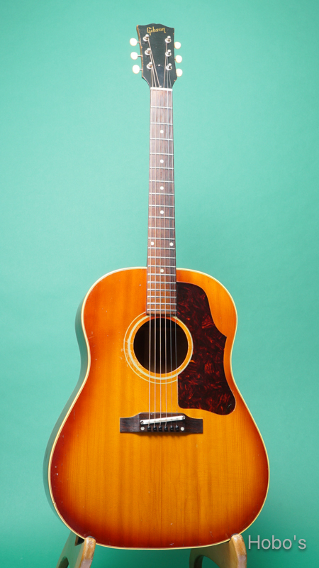 GIBSON J-45 FRONT
