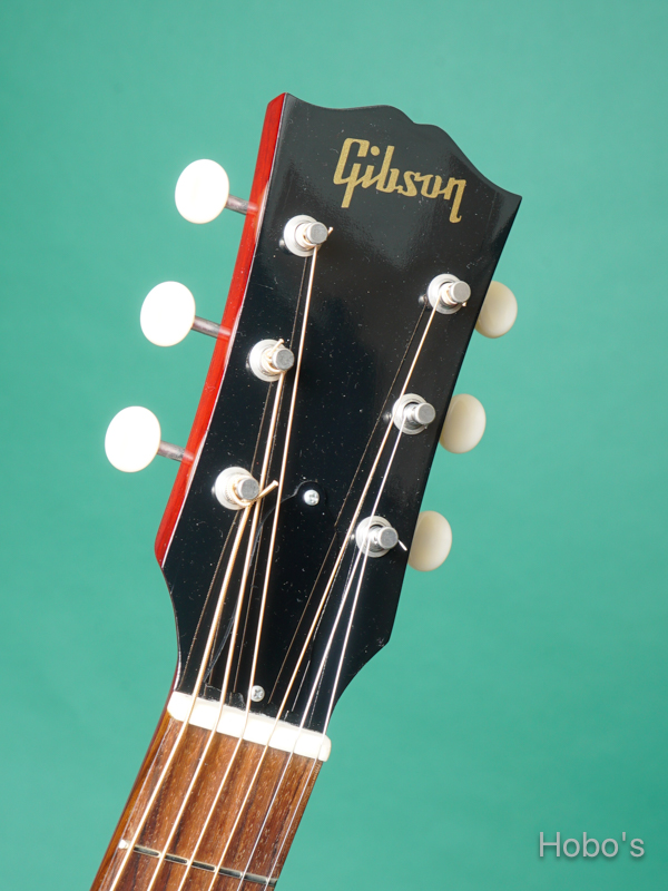 GIBSON J-45 Red Custom "Red Spruce Top" 1