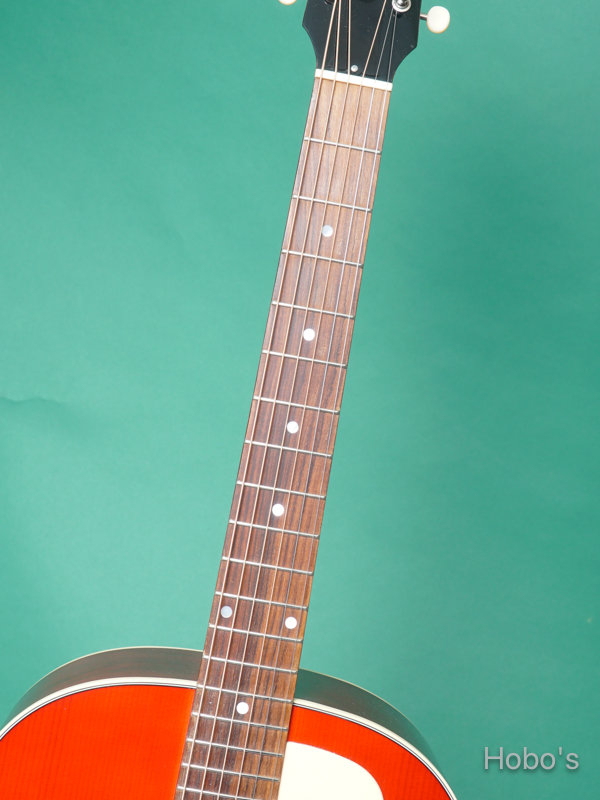 GIBSON J-45 Red Custom "Red Spruce Top" 3