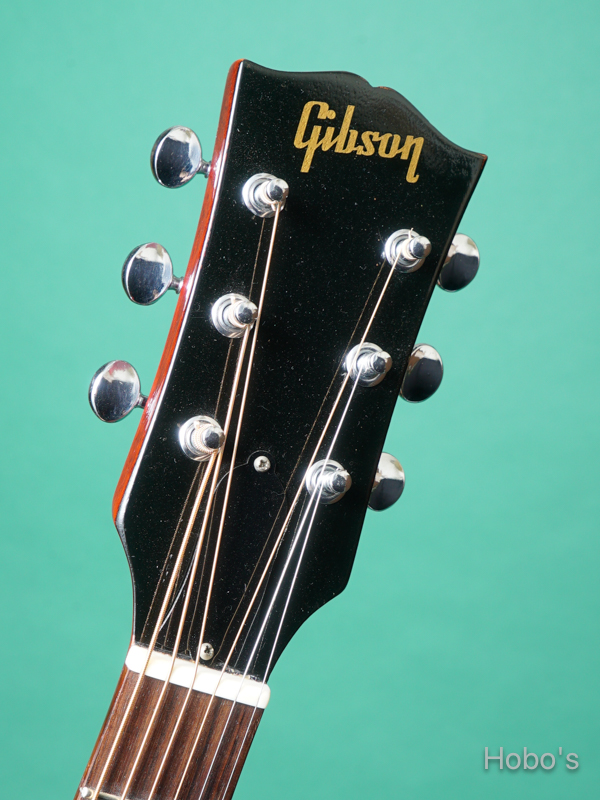 GIBSON J-45 1