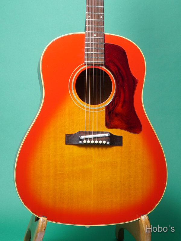GIBSON J-45 5