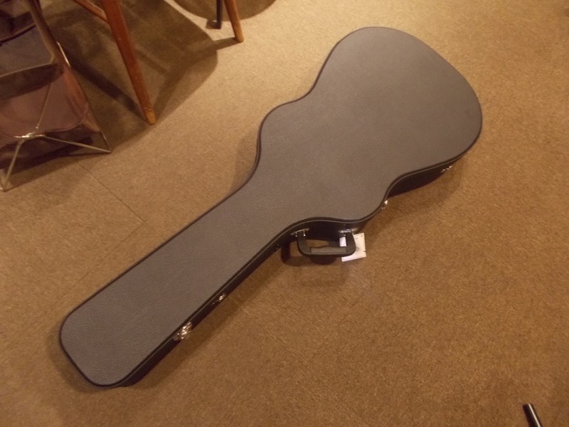 GIBSON LG-2 CASE