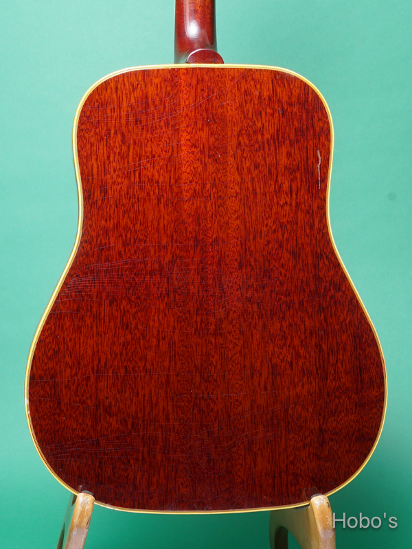 GIBSON Hummingbird 6