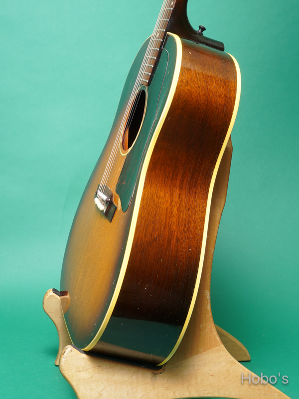 GIBSON J-45 8