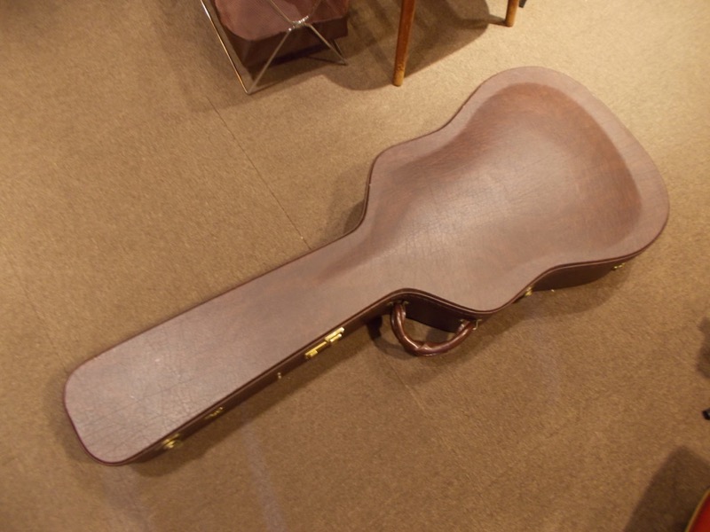 GIBSON J-45 STANDARD CASE