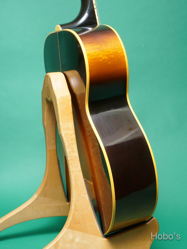 GIBSON J-200 SB 7