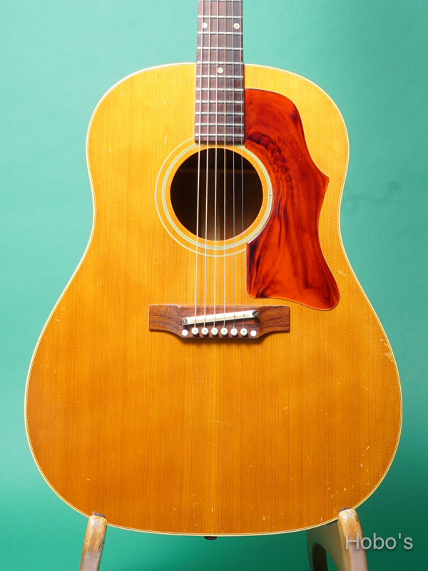 GIBSON J-50 5