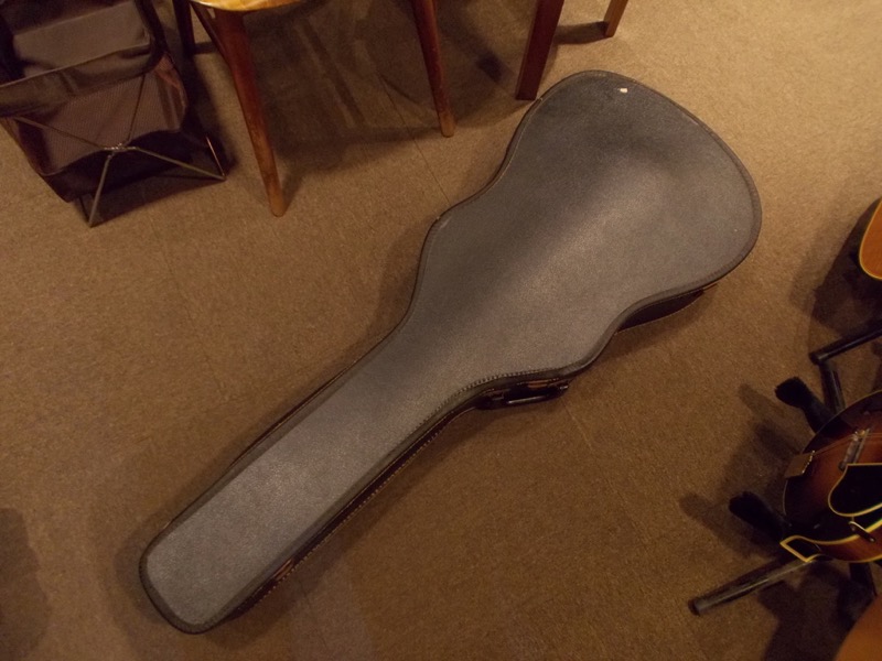 GIBSON J-50 CASE