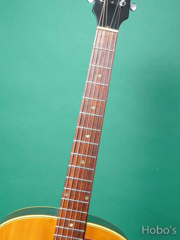 GIBSON J-50 3