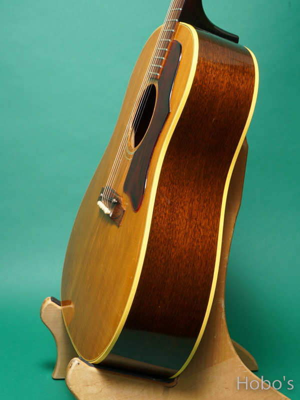 GIBSON J-50 8