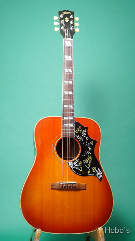 GIBSON Hummingbird FRONT