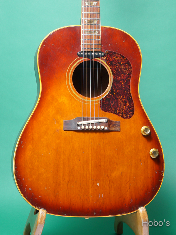 GIBSON J-160E  5