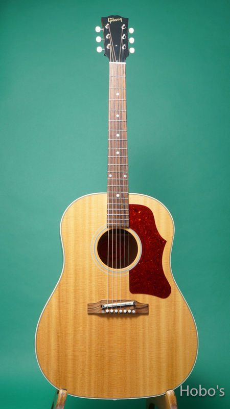 GIBSON J-50 1960's FRONT