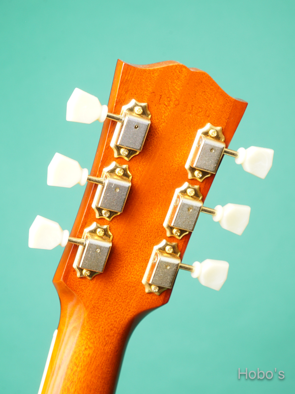 GIBSON 1960 Hummingbird Fixed Bridge 2
