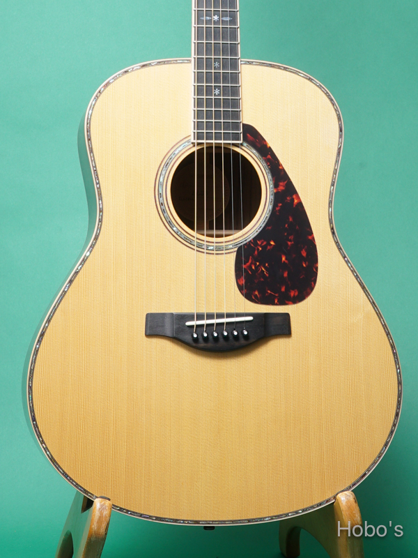 YAMAHA LL36 ARE 5
