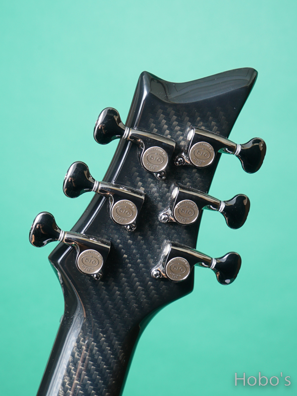 Emerald Guitars X20 Black 2