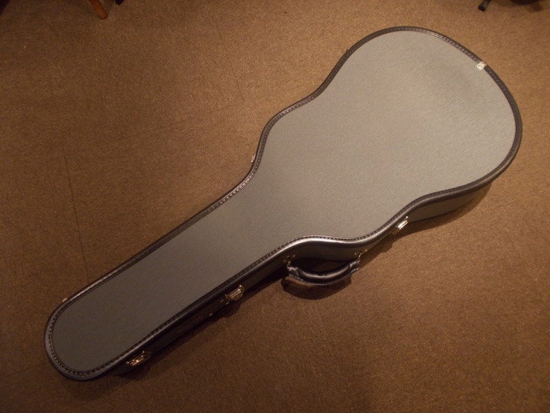 COLLINGS OM-1 T A JL "Julian Lage Signature Model" CASE