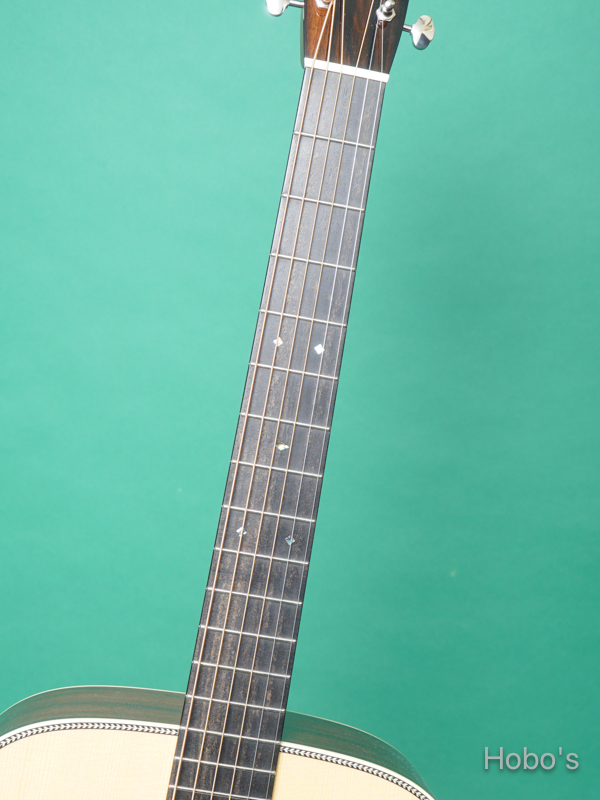 COLLINGS OM-2H G Custom "Deep Body" 3