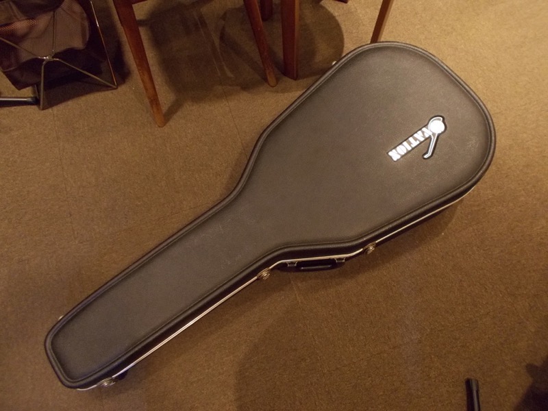 OVATION Thunderbolt TB-1 Peal Red CASE