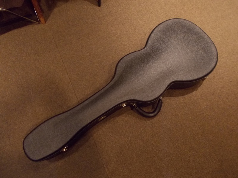 COLLINGS Parlor 1 T A Custom "Adirondack Top" CASE