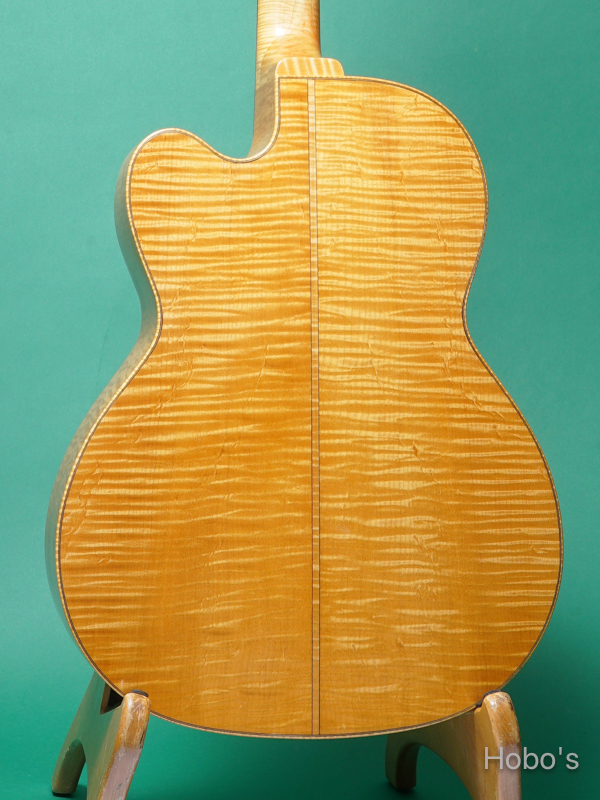 Shimo Guitars (志茂 崇弘) Model Custom Peacock "German Spruce/ Curry Maple”  6