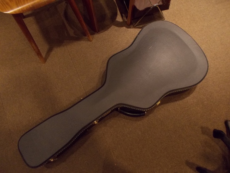 COLLINGS CW Baaa A "Adirondack / Brazilian Rosewood" CASE