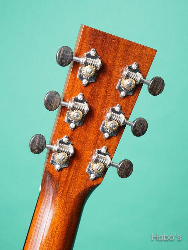 COLLINGS O-1 A Custom"Adirondack Top"  2