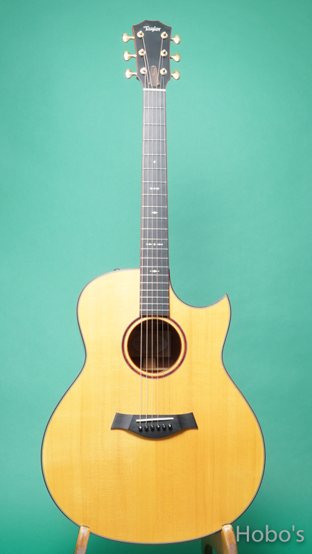 TAYLOR Custom GO "AAA Sitka Spruce Top"  FRONT