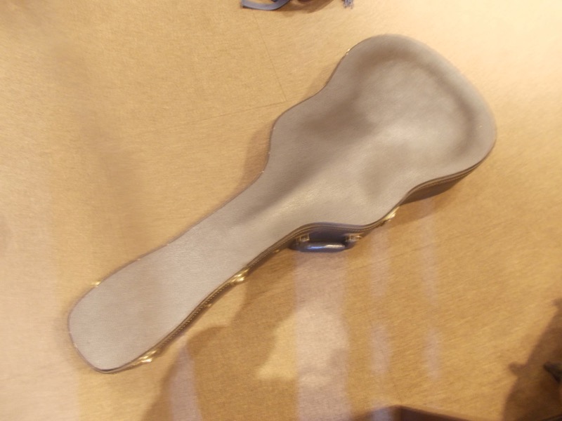 SANTA CRUZ Model H Cutaway CASE