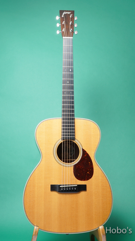 COLLINGS OM-2H FRONT