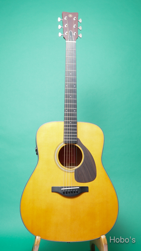 YAMAHA FGX5