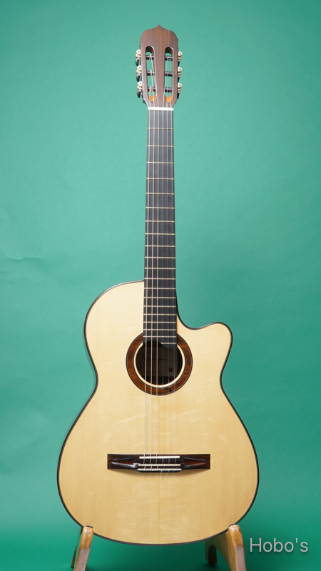 Echizen Guitars (越前 良平) Juzz Nylon "German / Brazilian Rosewood" FRONT