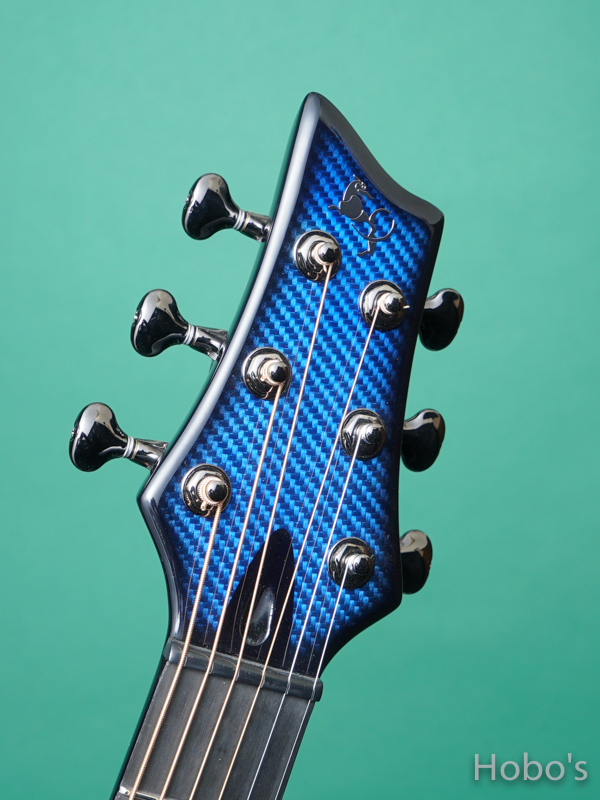 Emerald Guitars X10 Vibrant Blue 1