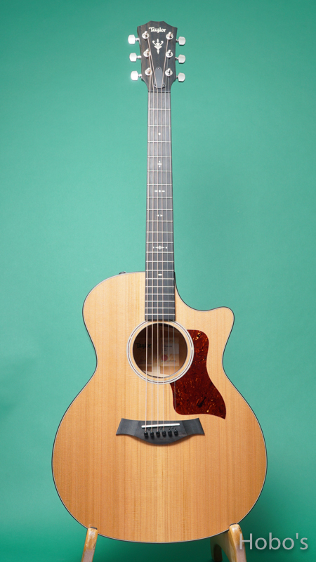 TAYLOR 514ce V-Class FRONT