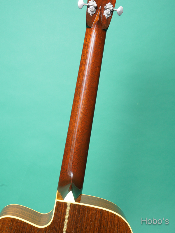 COLLINGS OM-2 E Cutaway Custom "Engelmann Top"  4