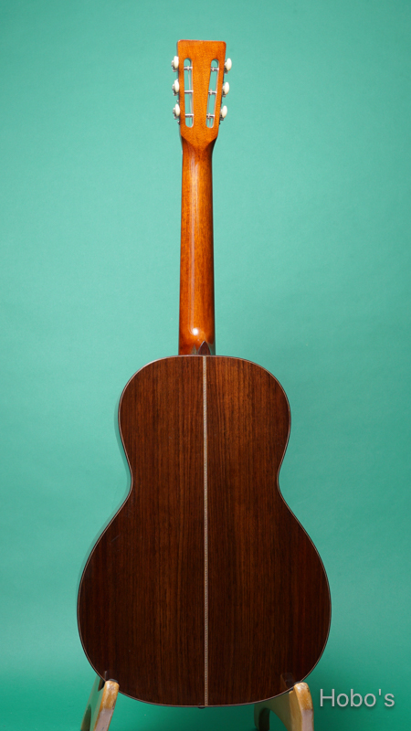 Yamane Guitars (山根 淳志) OO-12F BACK