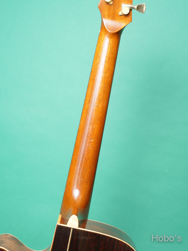 夢弦堂 (西貝 清) Model OM  4