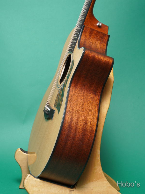 TAYLOR 314ce V-Class 8