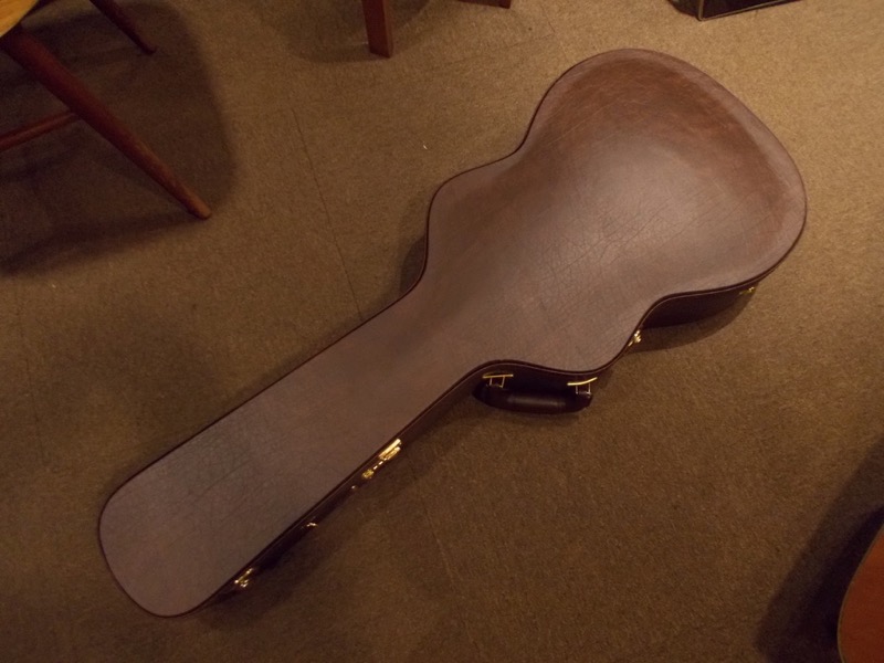 Bourgeois OO Hide Glue Custom "German / Indian Rosewood"      CASE