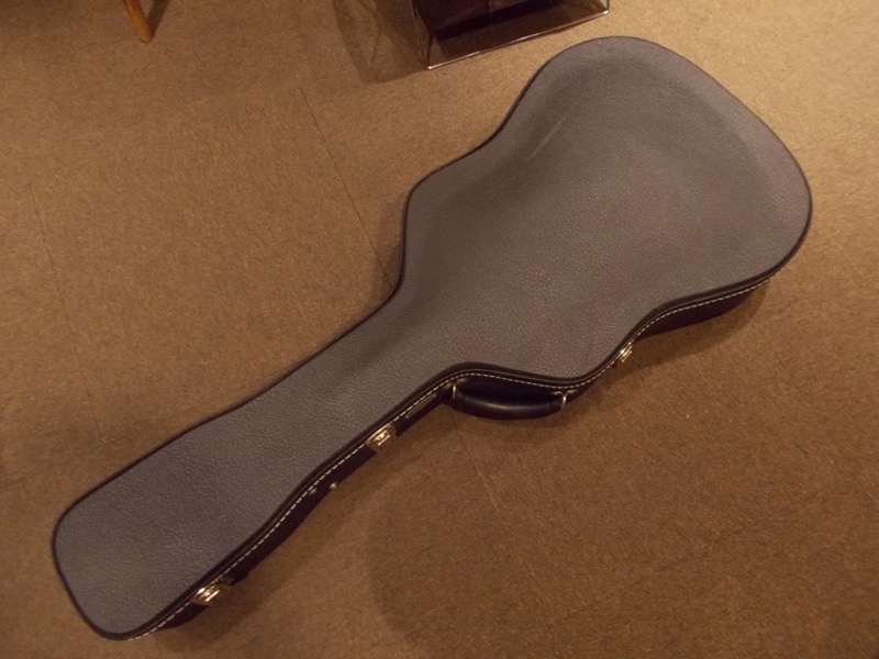 COLLINGS D-2H MR A Custom "Adirondack /Madagascar Rosewood"  CASE