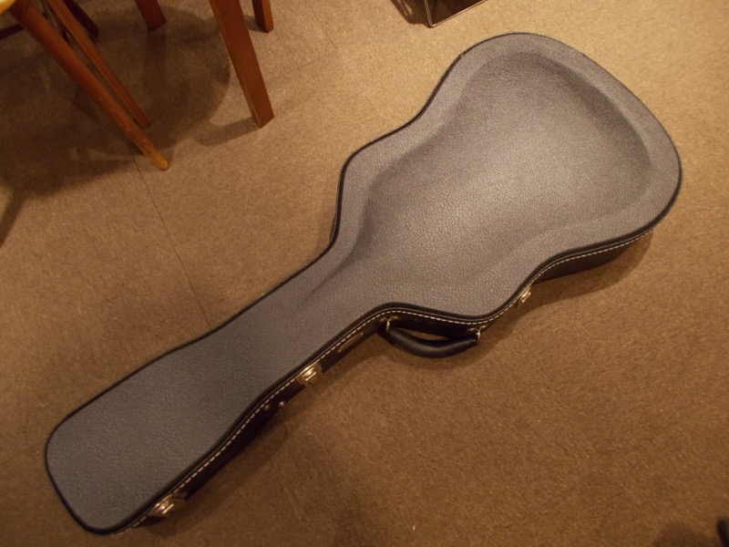 COLLINGS D-2H Custom "1 3/4 nut"   CASE