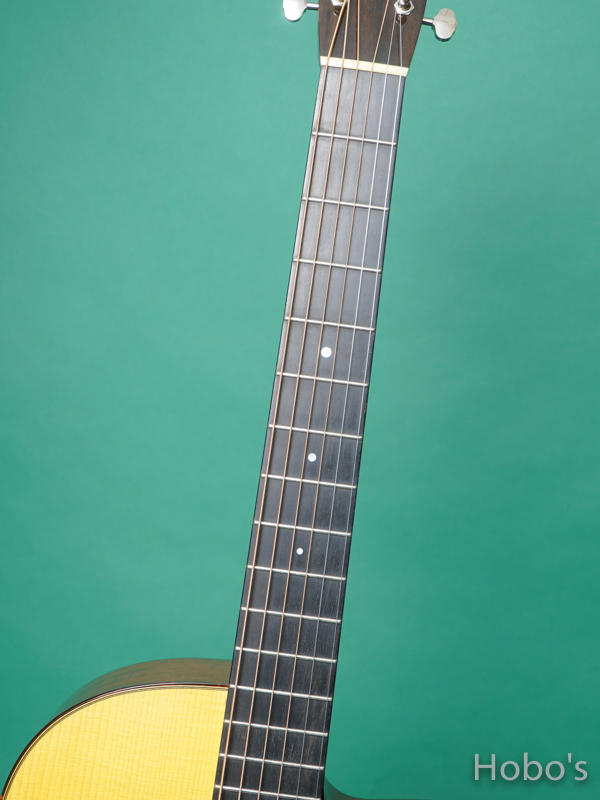 COLLINGS OOO-1 A Cutaway Custom "Varnish Finish" 3