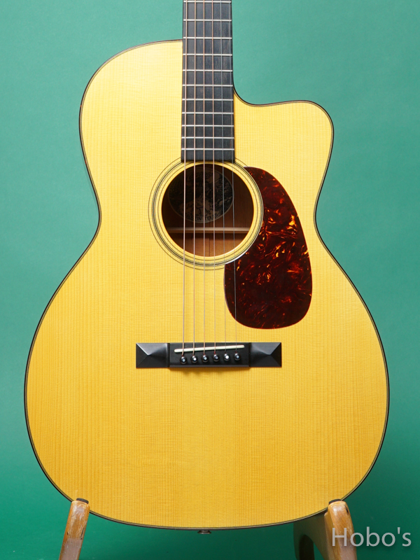 COLLINGS OOO-1 A Cutaway Custom "Varnish Finish" 5