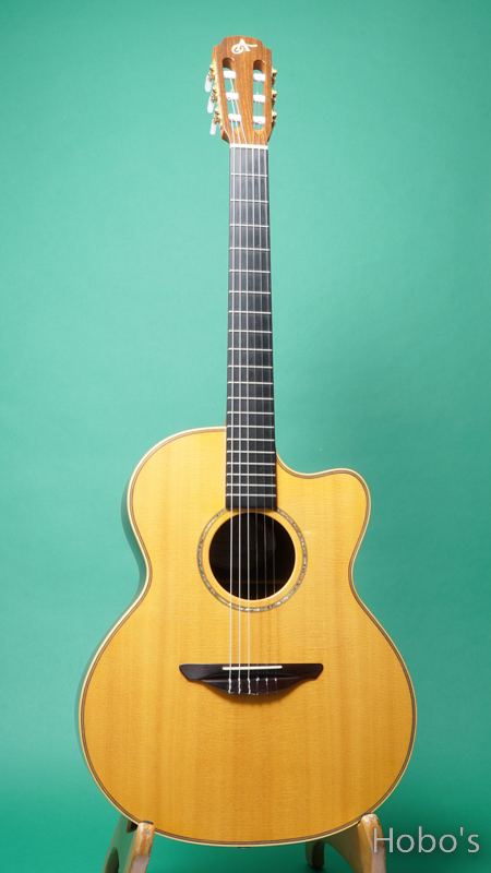 AVALON GUITARS A-32J FRONT
