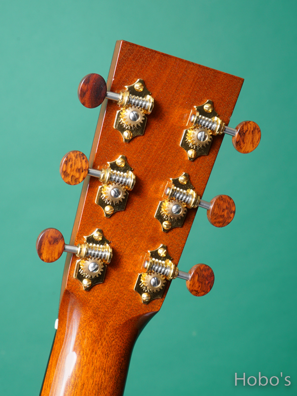 COLLINGS OM-1 T A Custom "Torrefied Adirondack Top"  2