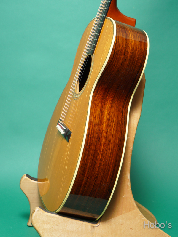 Schoenberg Guitars (Julius Borges) OM "Adirondack Spruce / Cocobolo" 8